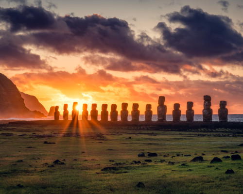 Svítání na Ahu Tongariki, Velikonoční ostrov